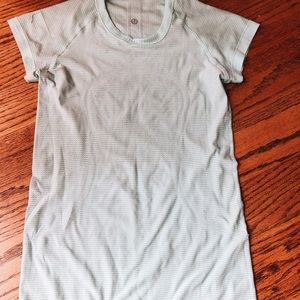 Lululemon Swiftly Tech Short Sleeve Crew